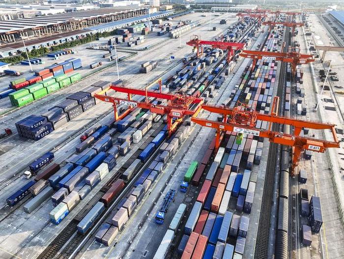 坚定信心 推动经济持续向好――中国经济圆桌会解读2024年中央经济工作会议精神