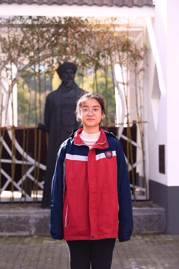 孟颖琪复职巴黎欧莱雅
