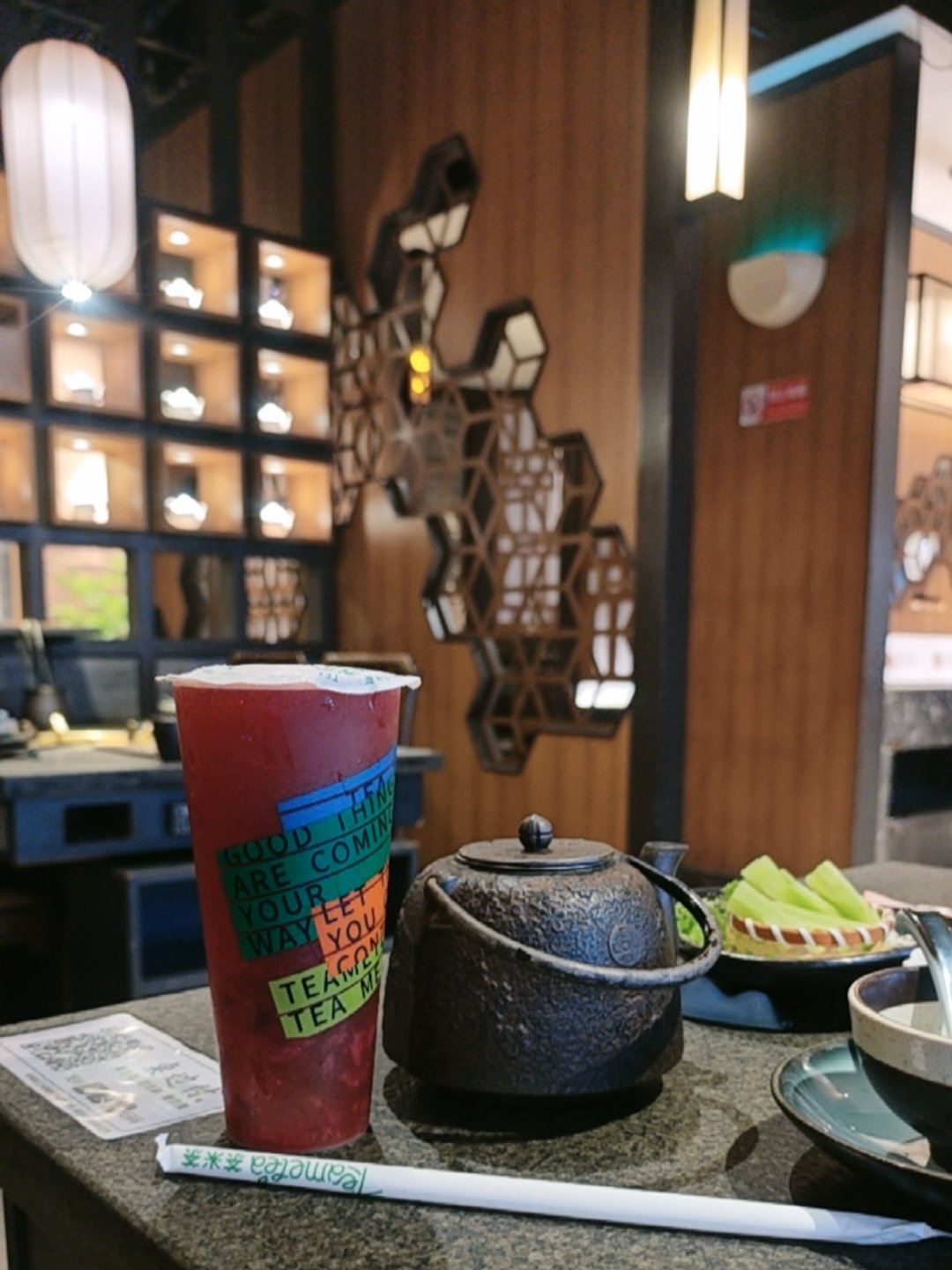 呷哺集团旗下湊湊火锅首次联名国际IP米菲 目标是带动门店客流提升25%