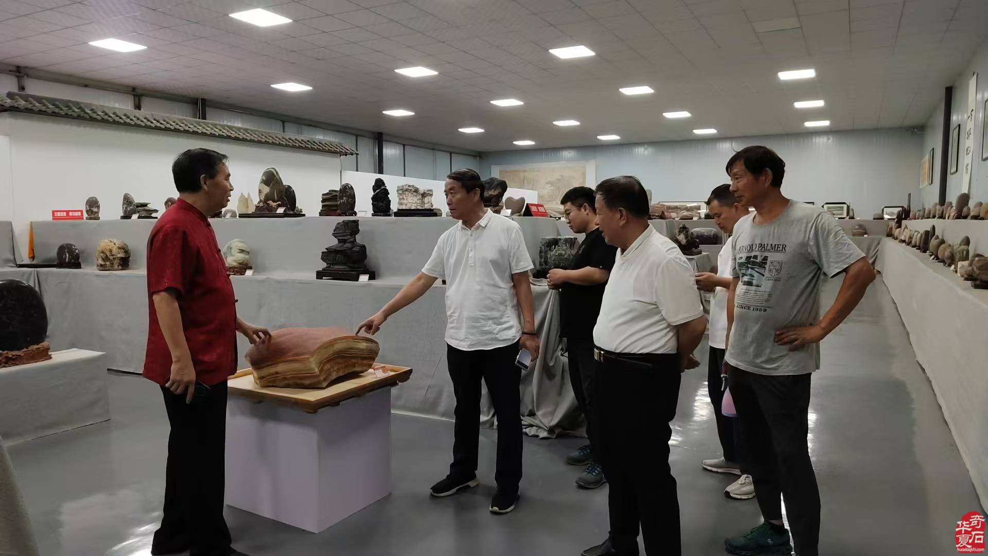 “石韵天成——中国观赏石艺术展”在国博开幕